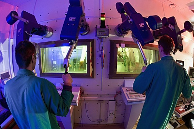 Foto: Heiße Zellen erlauben im HZDR die Untersuchung bestrahlter Materialproben. ©Copyright: Rainer Weisflog